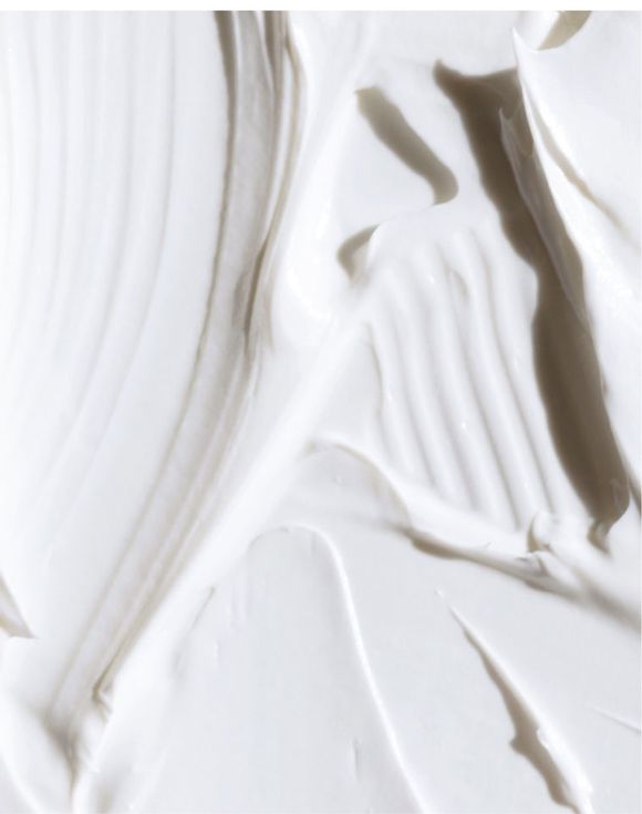 Skin So Soft Soft and Sensual Replenishing Hand Cream