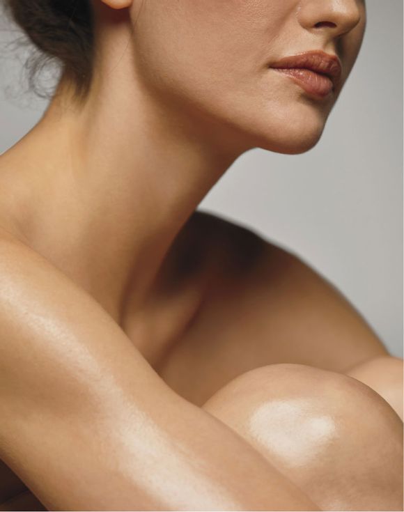 1513-skin-so-soft-soft-amp-sensual-gelled-body-oil--3.jpg Skin So Soft Soft & Sensual Gelled Body Oil