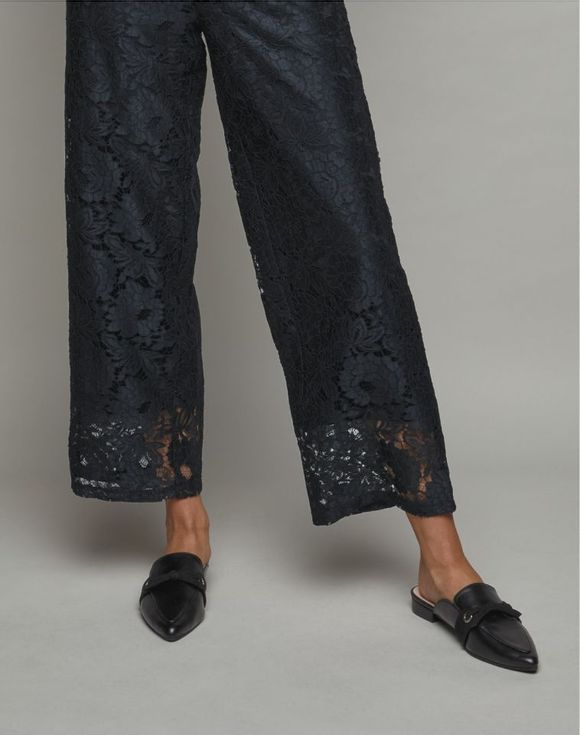 Grommet Mule