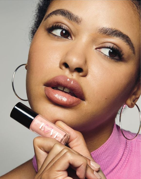 2261-fmg-love-plush-lip-oil--3.jpg fmg Love Plush Lip Oil
