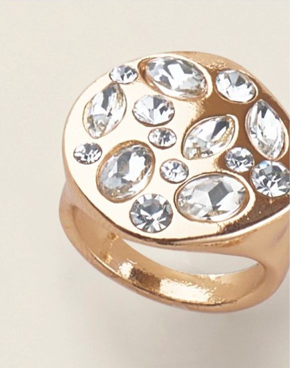 Radiant Cluster Ring